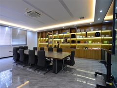 カスタムサポート MPPO 電子部品のための抗静止ジェデックICトレイ ESD PCBA