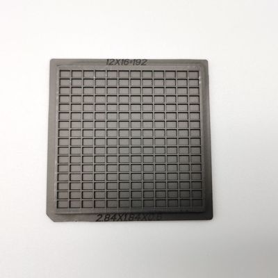 購入 電子部品のための伝統的な黒色2インチワッフルパックチップトレイ online manufacture