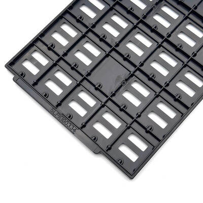 良い価格 半導体ICの保管および輸送のためのESD保護付き,再利用可能な積み重ね可能なJEDECトレイ オンライン