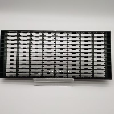 カスタマイズされたマトリックスのソケットの電子部品の皿88PCSの反空電